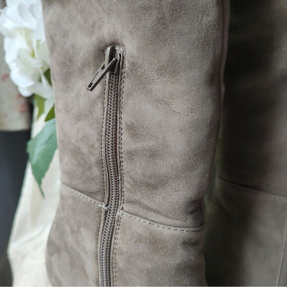 Steve Madden Women's Taupe Suede Over-the-Knee Boots. "Blyss" Size 7 - Picture 5 of 11